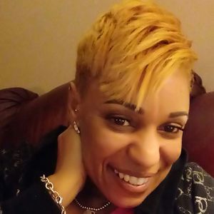 Meet your Posher, Beverly