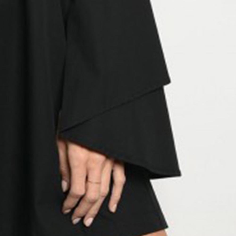 Black Long Sleeve off the Shoulder Bell Sleeve - Picture 3 of 4