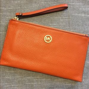Michael Kors leather Zip Clutch / Wristlet