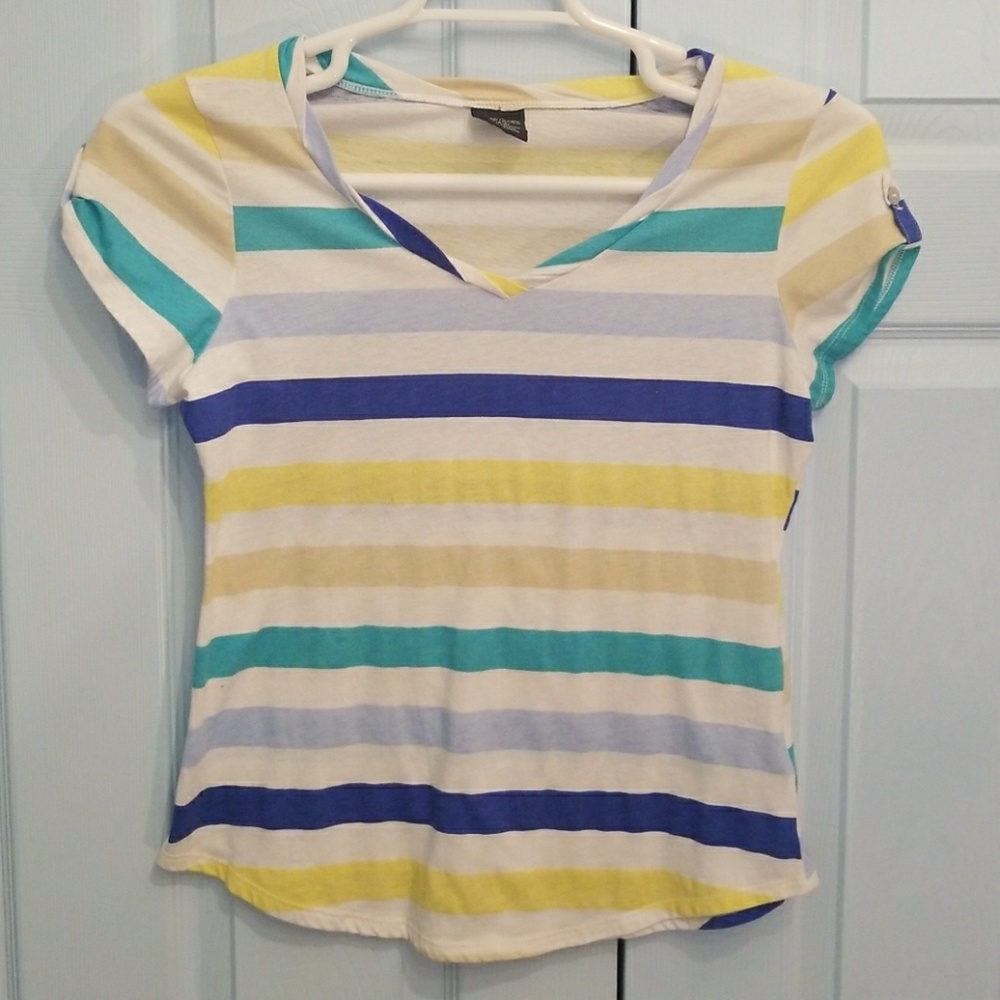 Short sleeve striped tee with cuffed sleeves