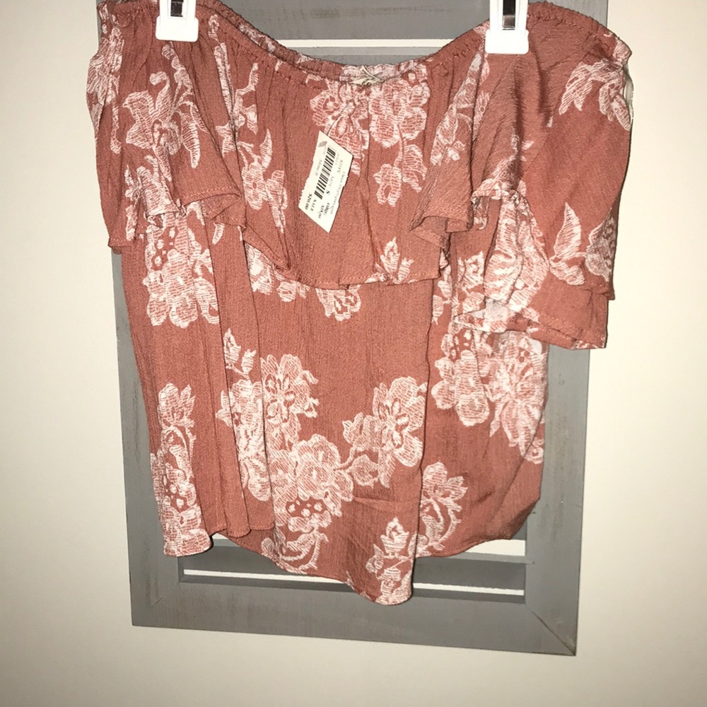 Brand New Off the shoulder flora top