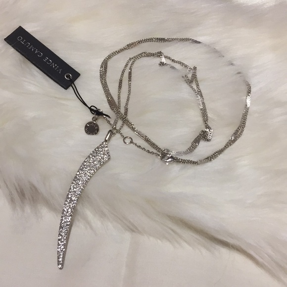 💕VINCE CAMUTO Crystals Horn necklace J99 - Picture 2 of 5