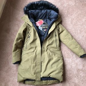 North Face Cryos Expedition GTX Parka - NEW