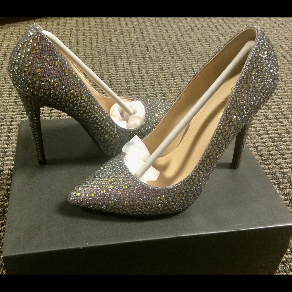 Vigo Fiore Rhinestone Covered Silver Pumps