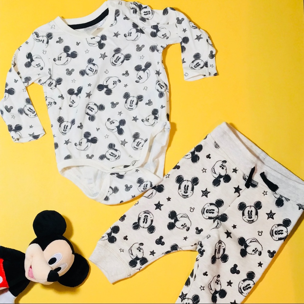 Boy | H&M Mickey Mouse Snap Bottom w/ Sweatpants
