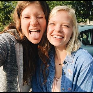 Meet your Posher, Katelyn