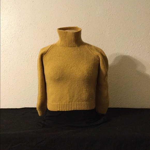 Mustard sweater - Picture 2 of 3