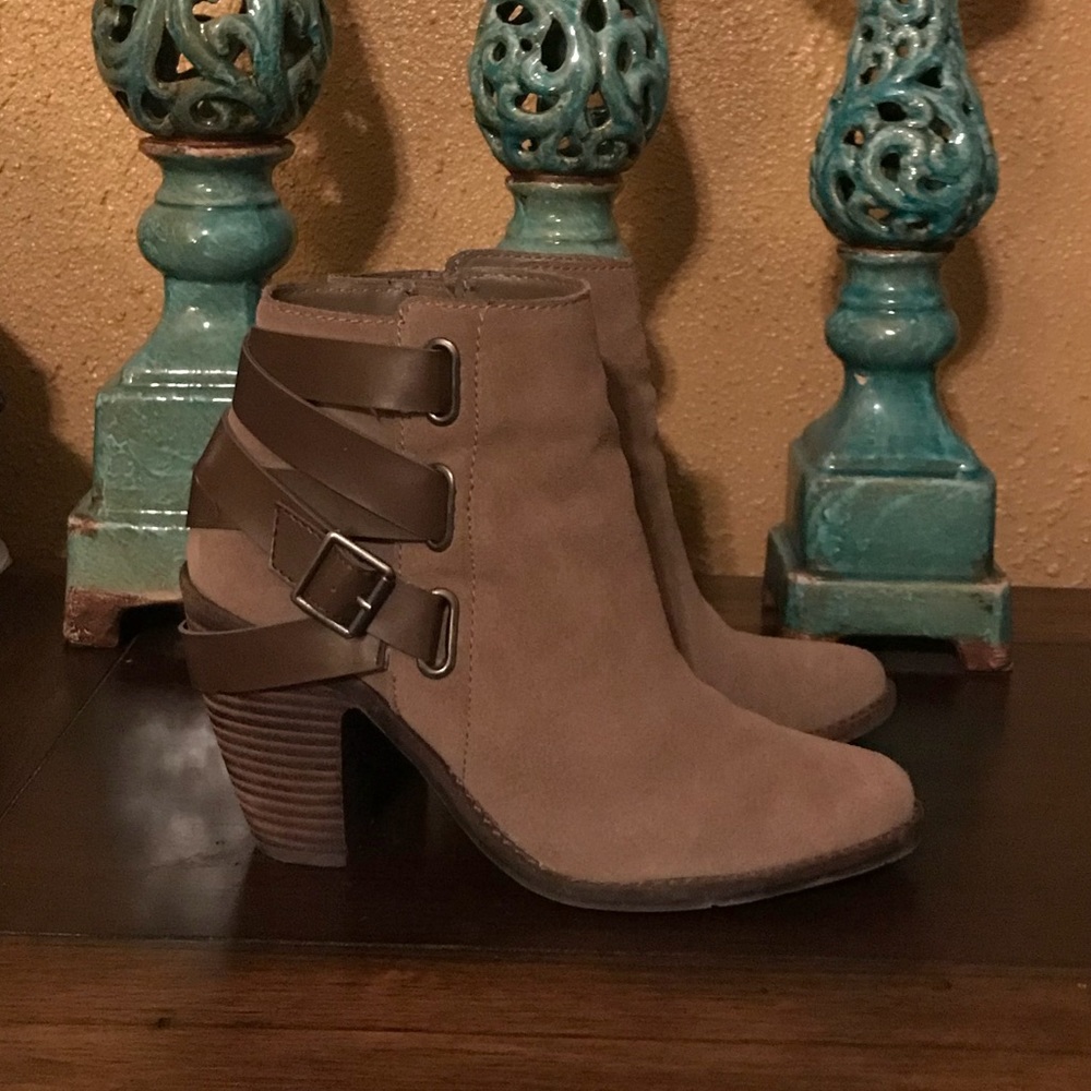 DV Dolce Vita “Cory” Booties