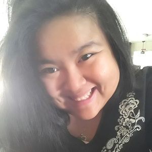 Meet your Posher, Christine mae