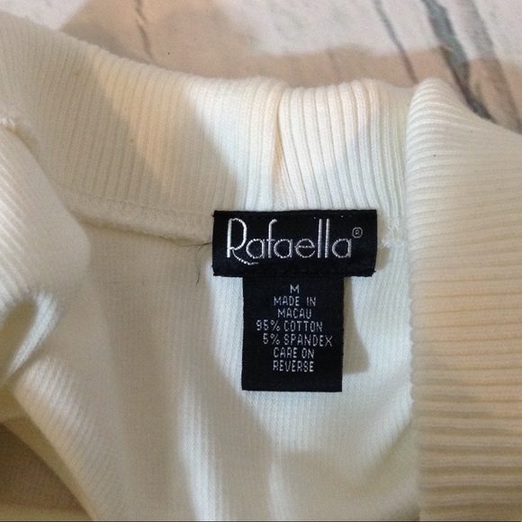 ⬇️ KNIT OFF THE SHOULDER TOP - Picture 6 of 7