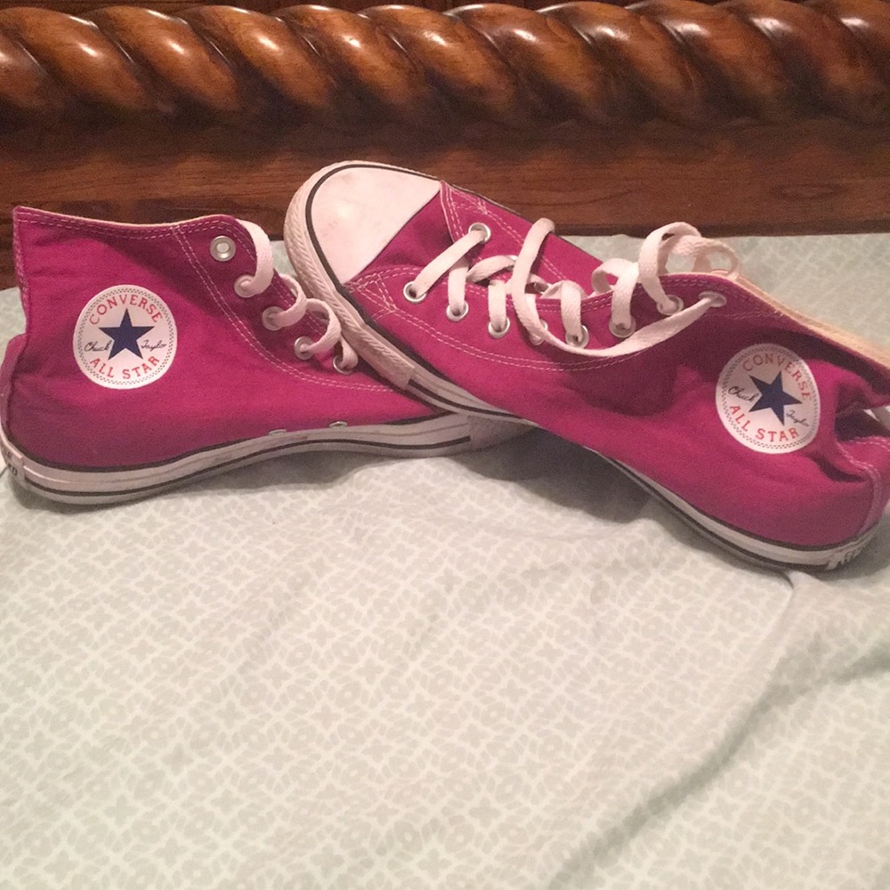 women’s size 12 purple converse