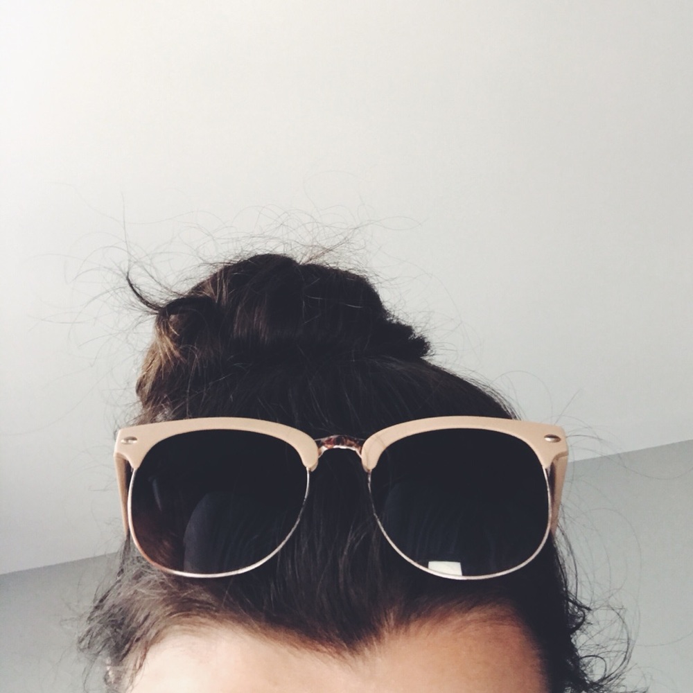 Meet your Posher, Clarisse