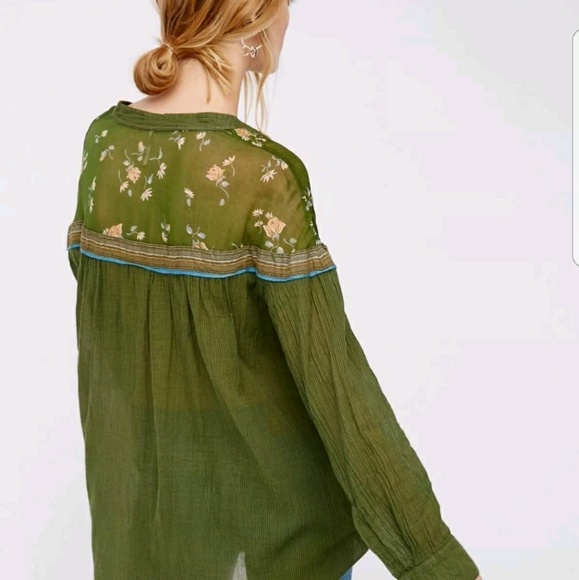 FREE  PEOPLE HEART AND COLOR TUNIC - Picture 2 of 8