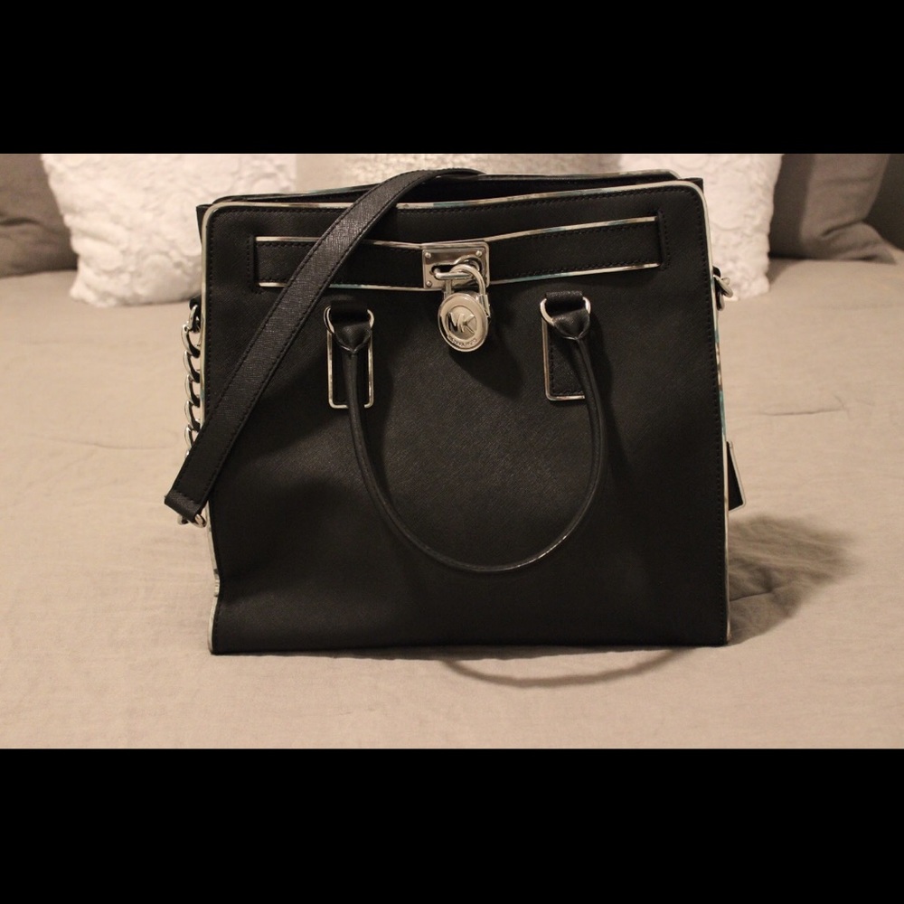 MICHAEL KORS Large Hamilton Black Tote Bag