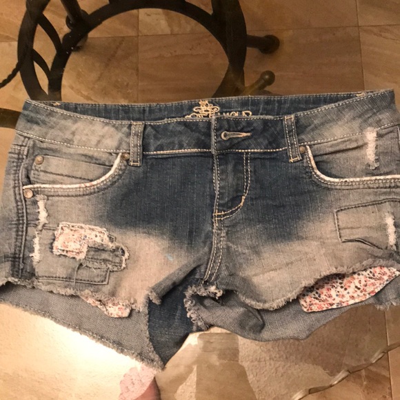 Jean shorts - Picture 1 of 2