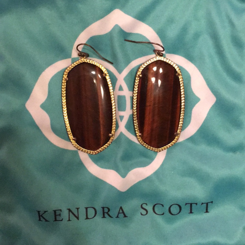 RARE stone Kendra Scott Danielle Earrings