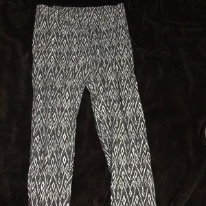I am selling leggings