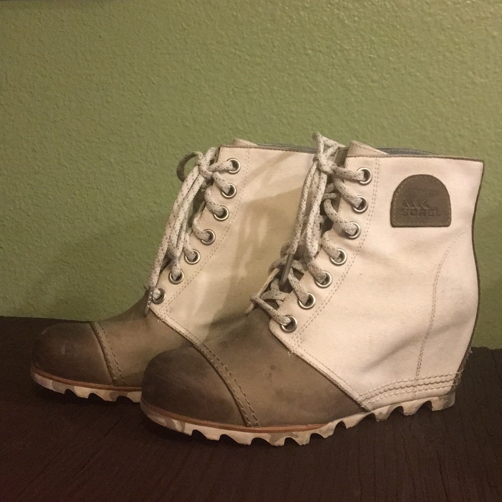 Women’s Sorel Wedge Winter Boot