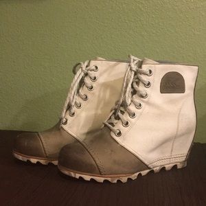 Women’s Sorel Wedge Winter Boot