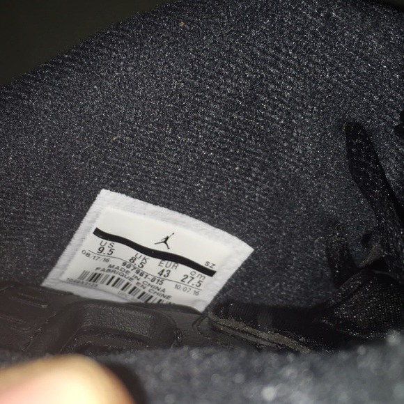 Jordan retro 6’s - Picture 3 of 3