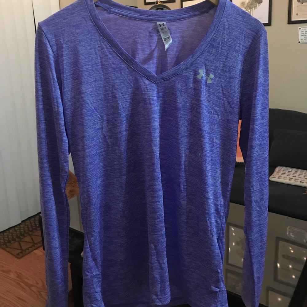 Long sleeve workout top