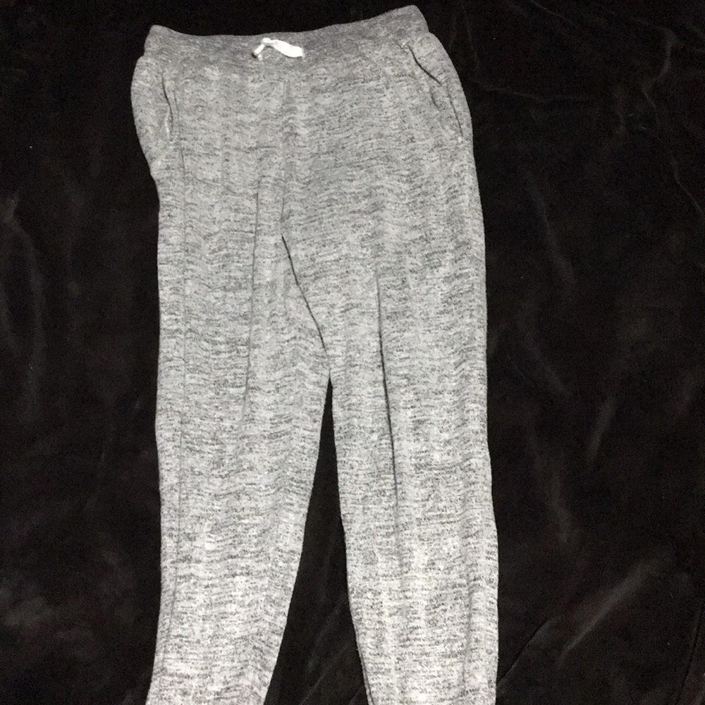 I am selling sweatpants