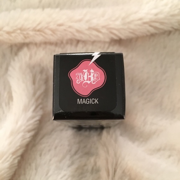 Kat Von D Studded Kiss Magick Lipstick - Picture 2 of 5