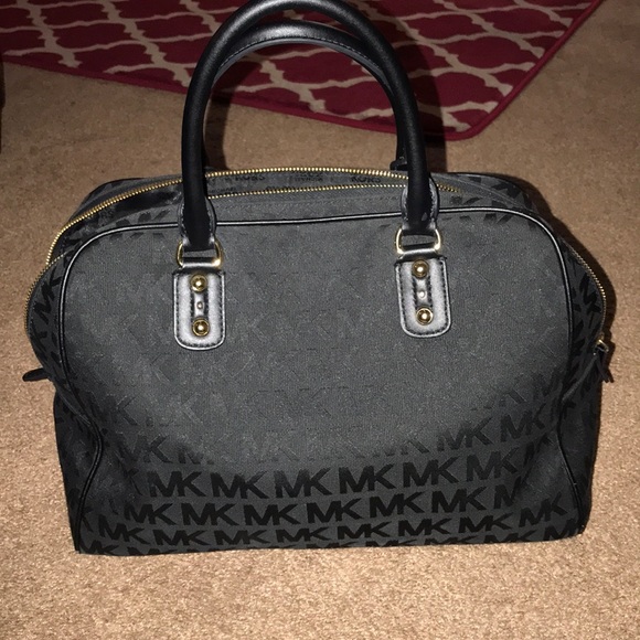 Michael Kors Tote - Picture 1 of 2