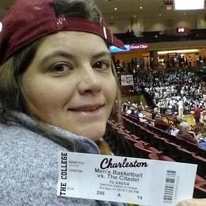 Meet your Posher, Daphne