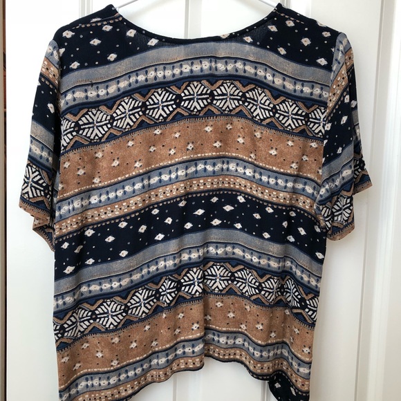 Vintage 60s/70s Navy/Tan Pattern Crop Top - Picture 7 of 8
