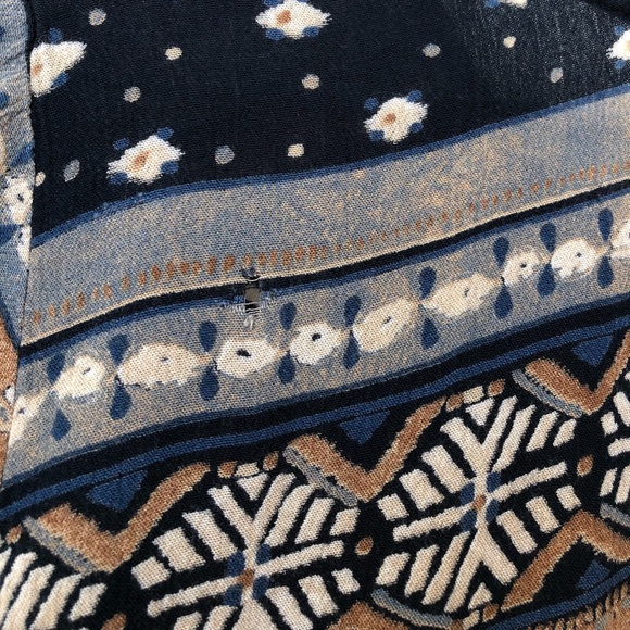 Vintage 60s/70s Navy/Tan Pattern Crop Top - Picture 8 of 8