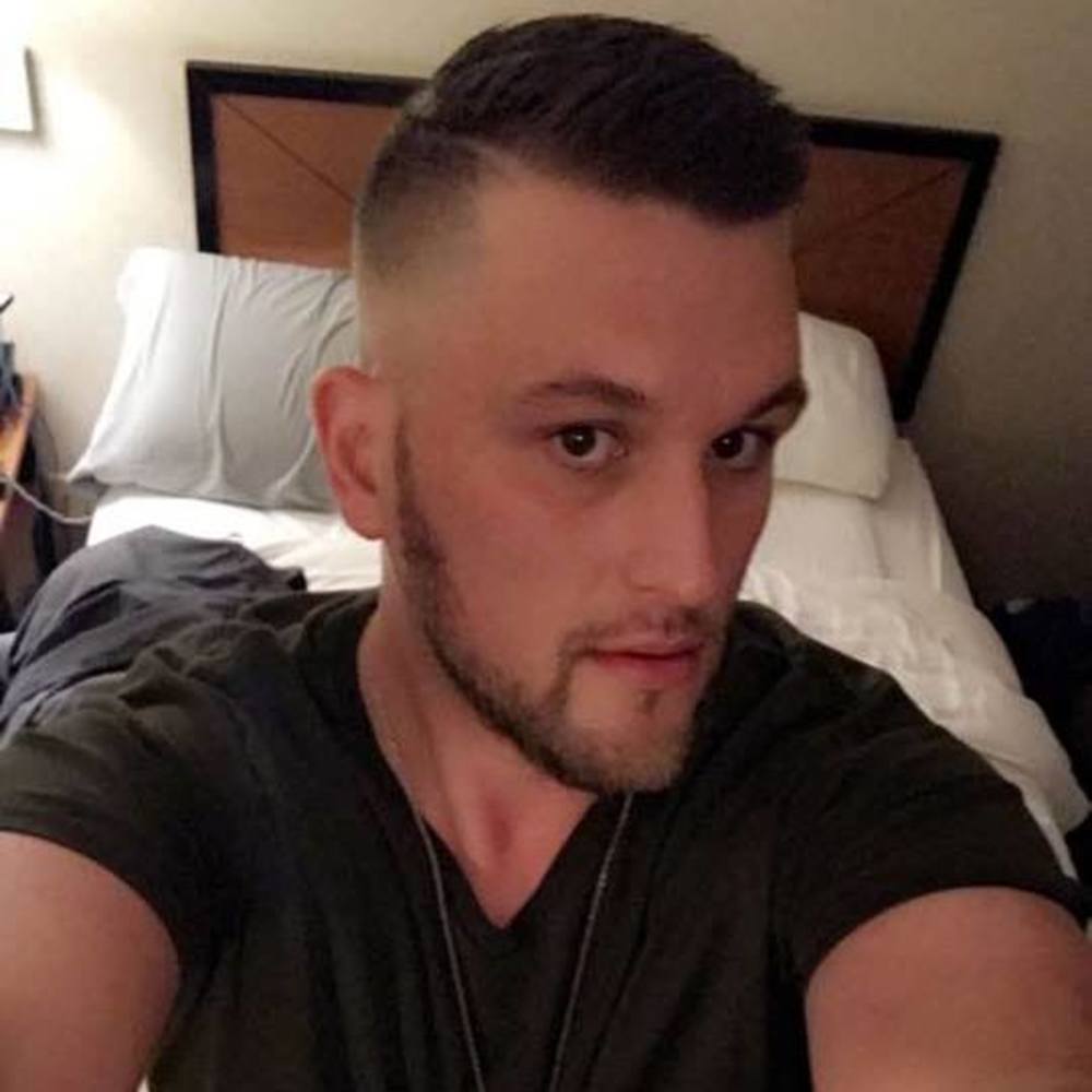 Meet your Posher, Jason