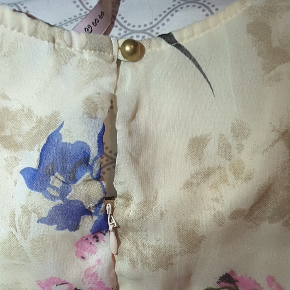 🌹Host Pick X2🌹 Floral dress Dress Club med - Picture 6 of 8