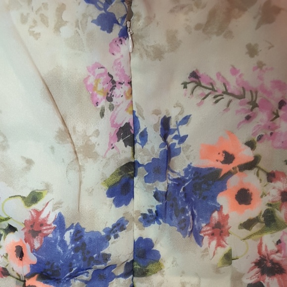 🌹Host Pick X2🌹 Floral dress Dress Club med - Picture 7 of 8