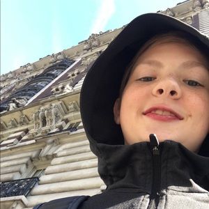 Meet your Posher, Graham