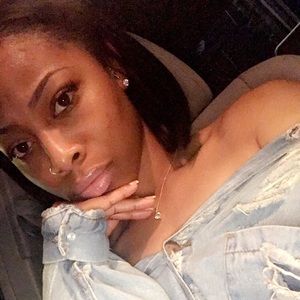 Meet your Posher, Portia