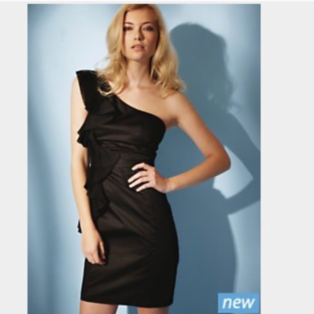 One shoulder black dress
