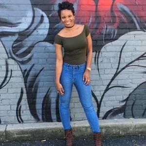 Meet your Posher, Zakiya