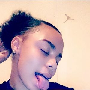 Meet your Posher, Destiny