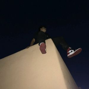 Meet your Posher, Santos