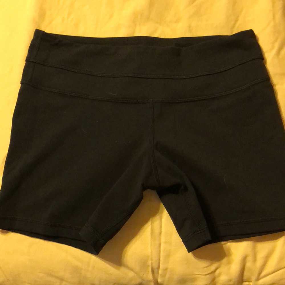 Lululemon Train Times shorts