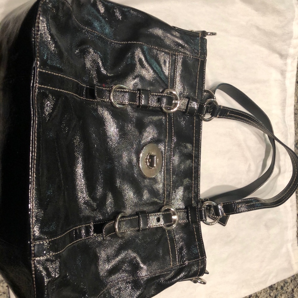 Coach hand bag with shoulder strap option