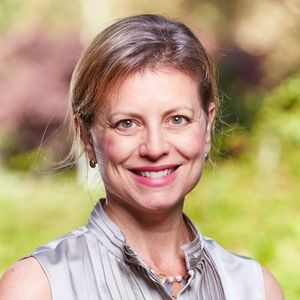 Meet your Posher, Anne marie