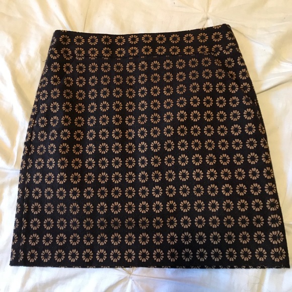 LOFT Retro Floral Mini Skirt Sz 2P - Picture 1 of 3