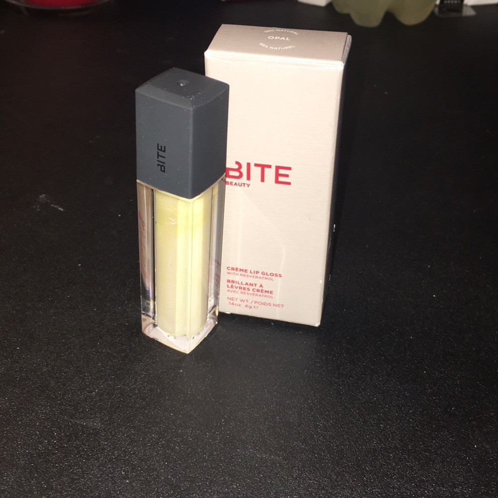 Bite Beauty lip gloss in opal