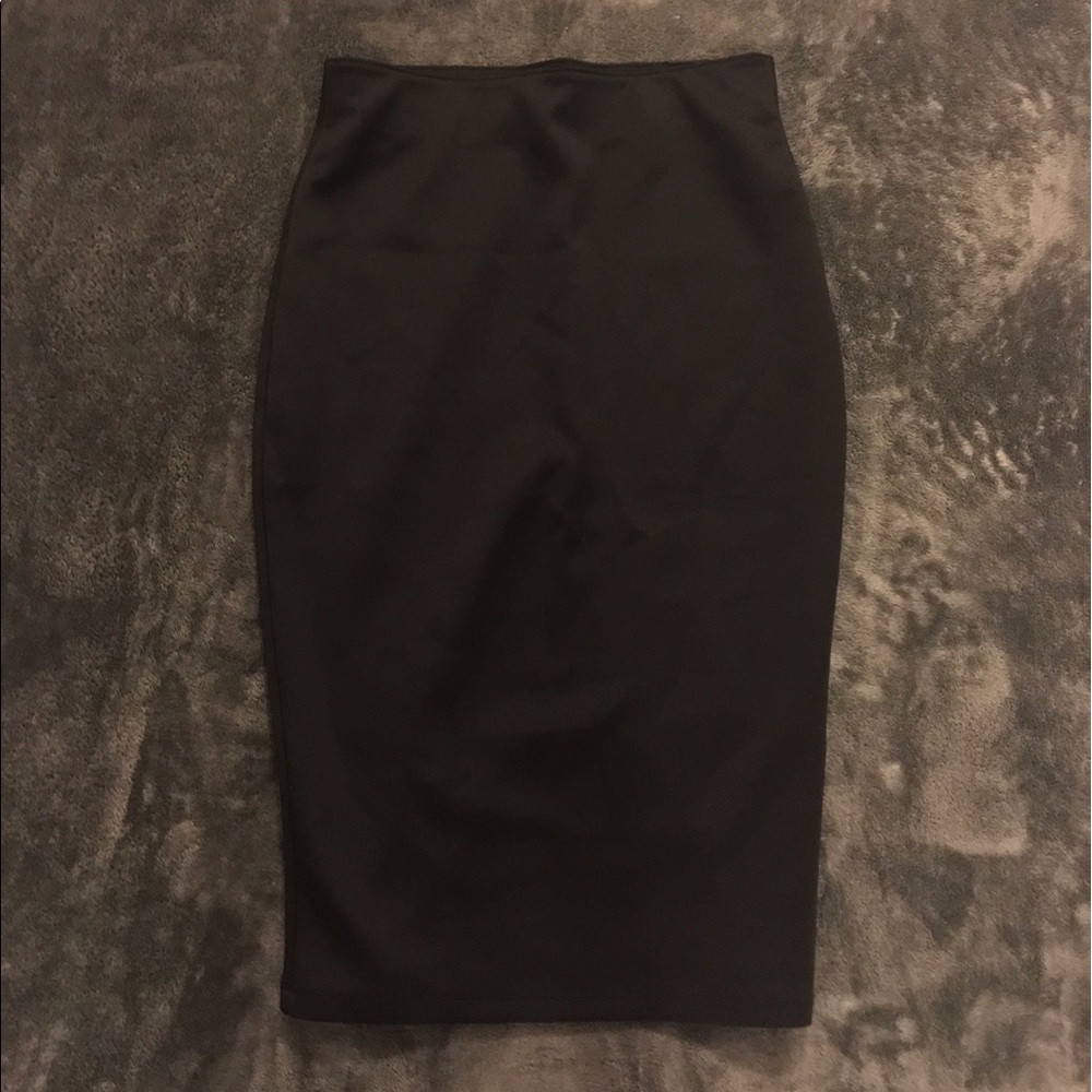 Apt. 9 Pencil Skirt NWOT
