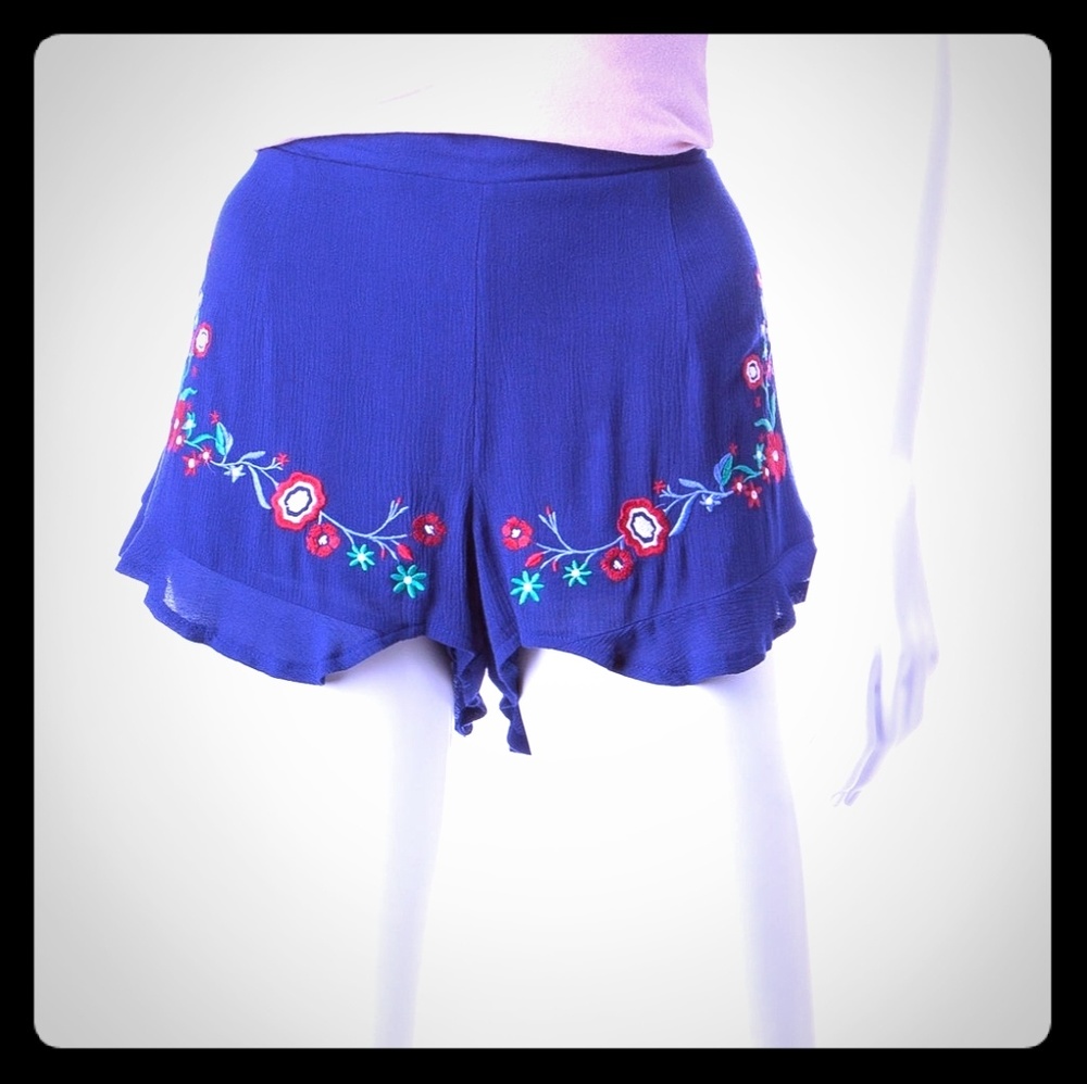High wasted shorts