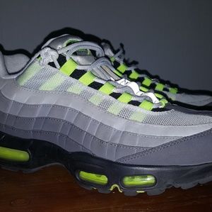 Nike Air Max 95 OG neon size 12.5, worn