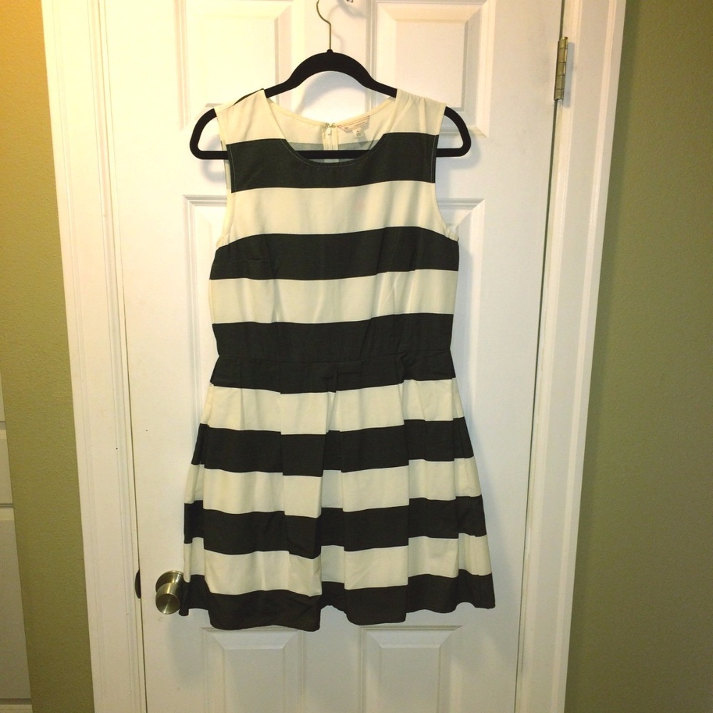 GAP Dress - NEVER WORN!