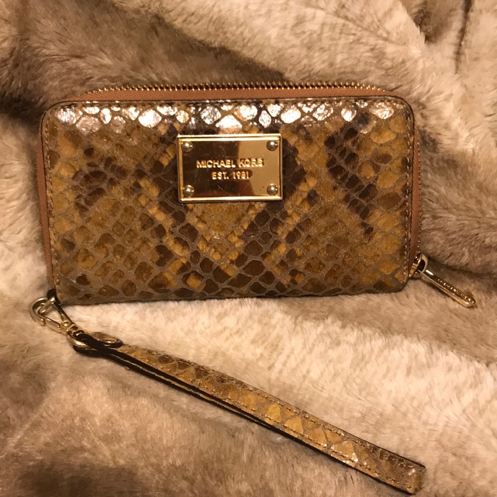 Snakeskin Michael Kors wallet/wristlet